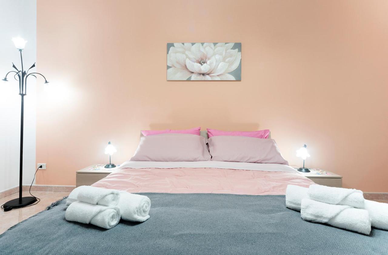 Nina Home - Selfcheck-In Canicattini Bagni Exteriör bild